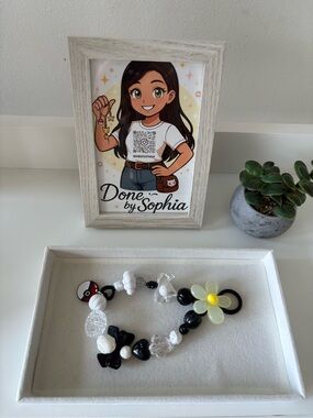 Done by Sophia Handmade Beaded keychain Bracelet